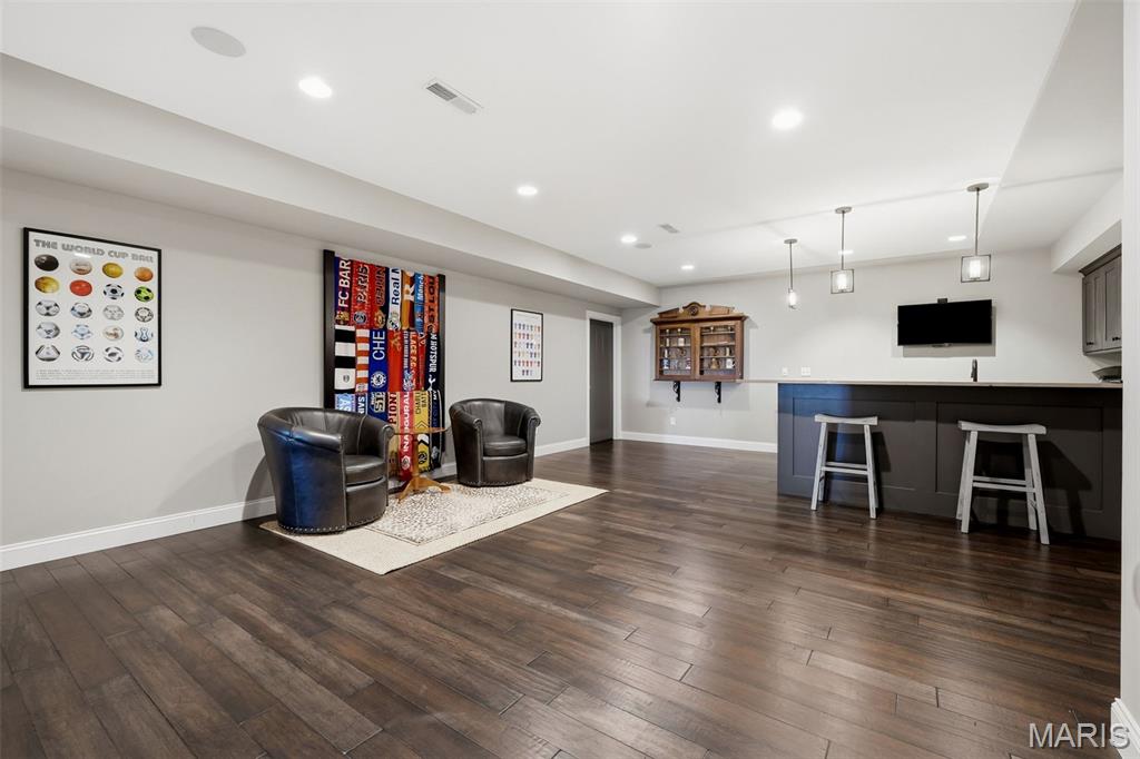 Ballas Courts - Residential