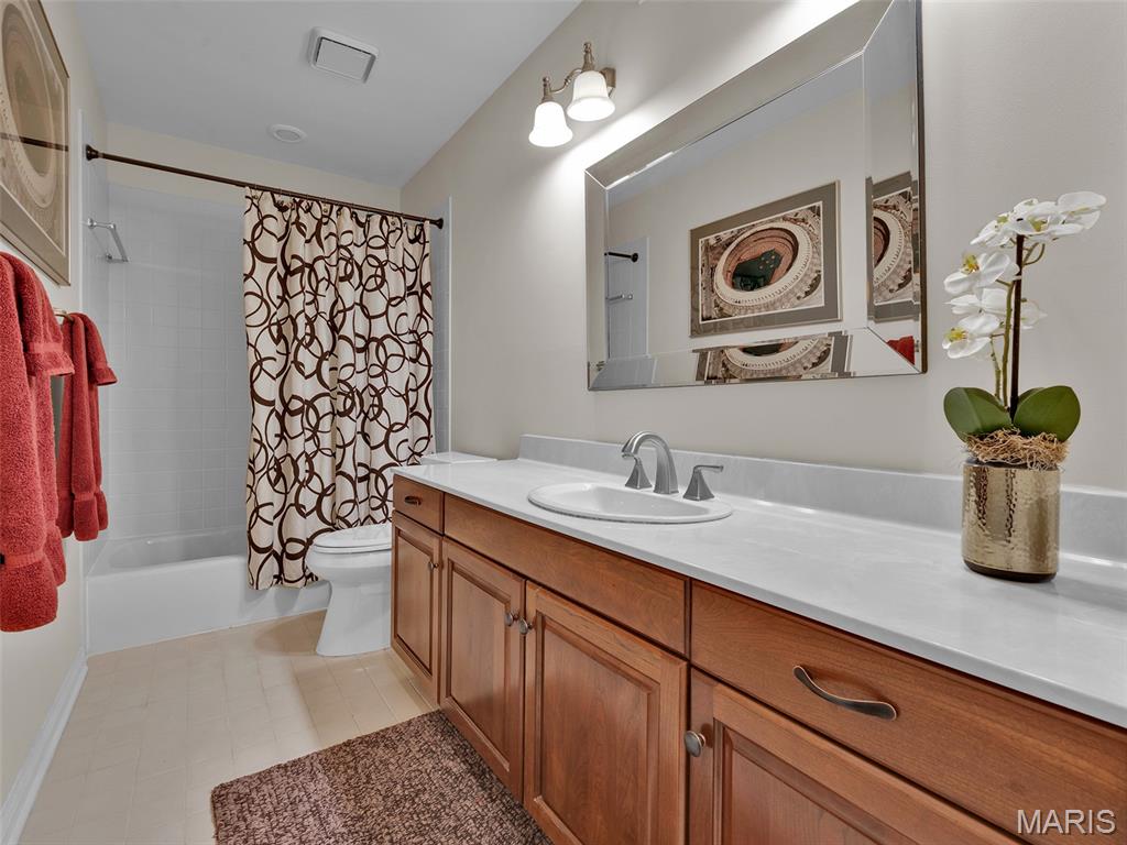 Baywood Villages Condo Ph Fourt - Residential
