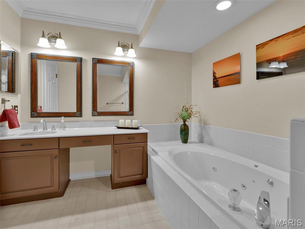 Baywood Villages Condo Ph Fourt - Residential