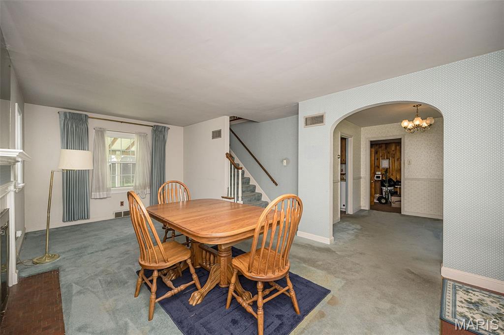 Royal Place - Residential