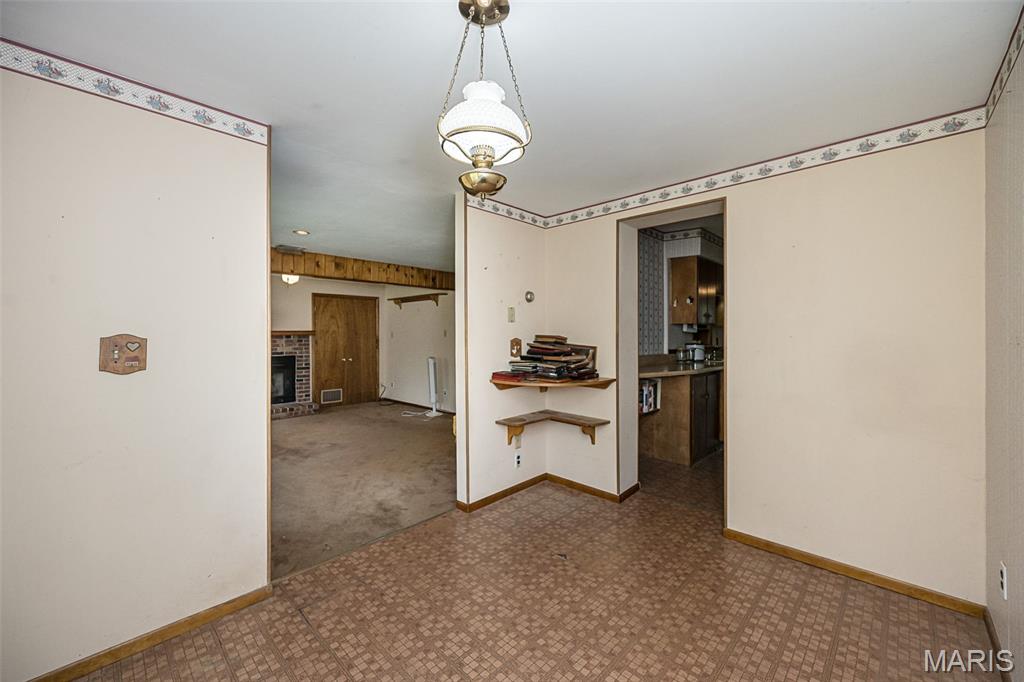 Royal Place - Residential