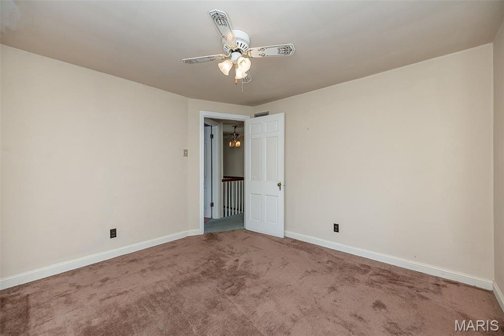 Royal Place - Residential