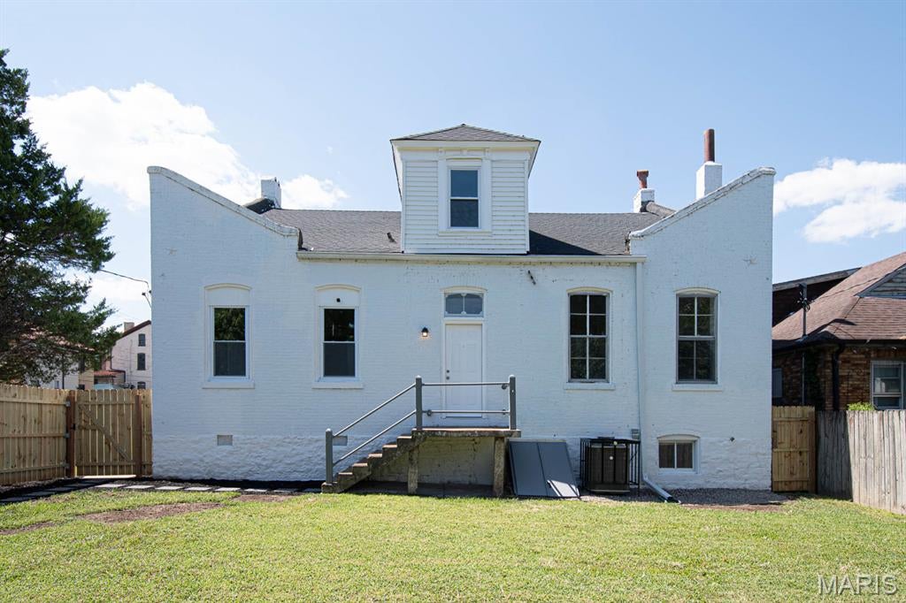 St Louis Commons Add - Residential