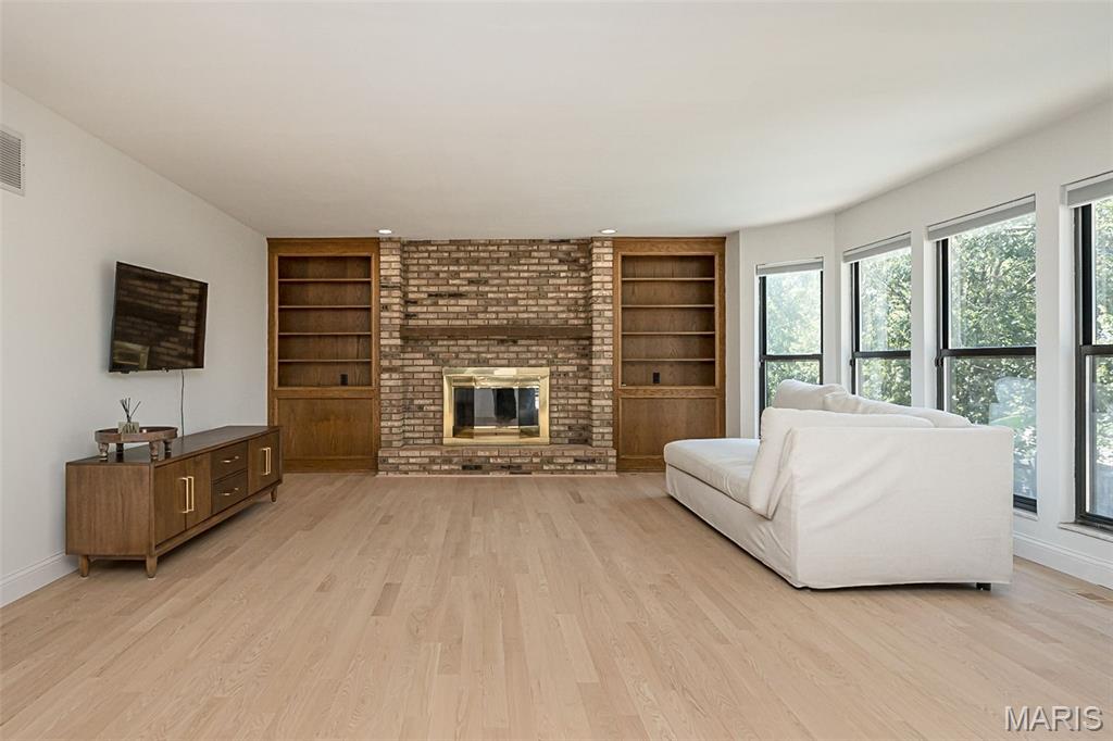 Heritage #26 - Residential