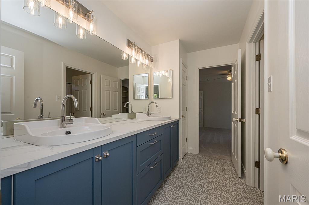 Heritage #26 - Residential