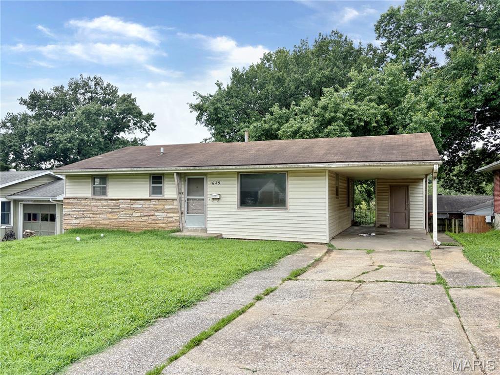 Opportunity awaits with this ranch-style home offering 3 bedrooms, 1.5 baths, and 1,052 square feet of living space. Conveniently located near Southeast Missouri State University and Century Casino, this property presents excellent potential for investors, rental property owners, or buyers looking to add value through updates and improvements. 
Inside, you'll find some original hardwood flooring, a spacious eat-in kitchen, and a functional layout ready for your personal touch. The full basement provides ample storage space and room for future possibilities. Outside, the home features a one-car carport with an attached storage closet and a shaded backyard ideal for relaxing or outdoor activities. 
While the property will require repairs and updating, its location and potential make it a worthwhile opportunity for those looking to build equity or expand their investment portfolio. Property is being sold as-is. Offers to be submitted on PropOffers.com.