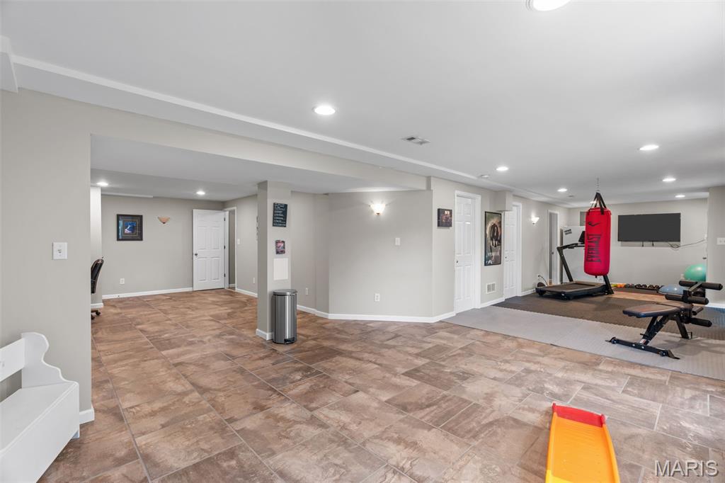 Estates/Hickory Manor - Residential