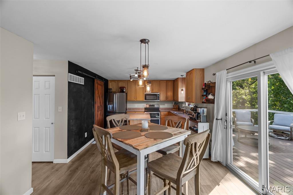 Estates/Hickory Manor - Residential