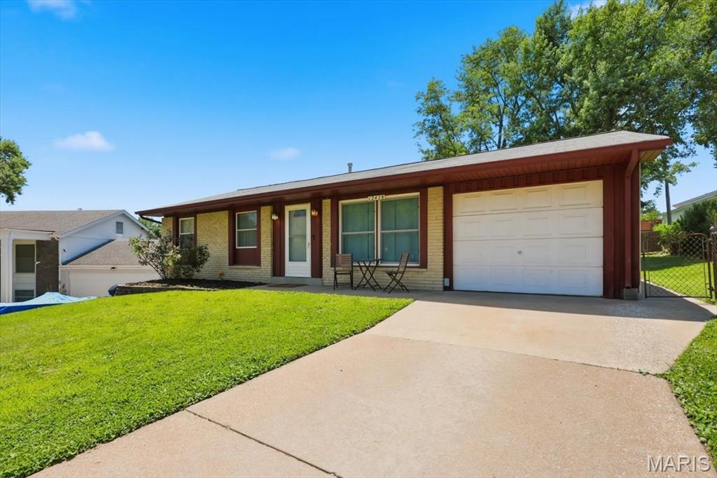 Creve Coeur Meadows - Residential