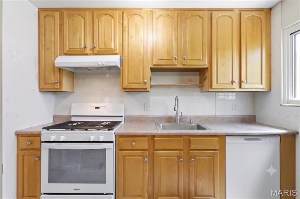 Creve Coeur Meadows - Residential