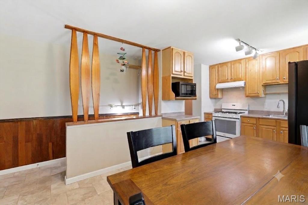 Creve Coeur Meadows - Residential
