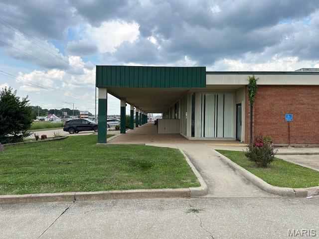 R & M 02 - Commercial Lease