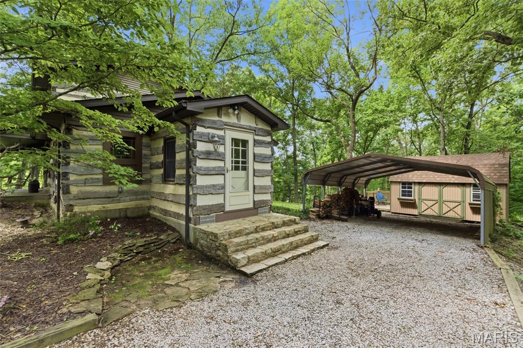 Village/Maeystown - Residential