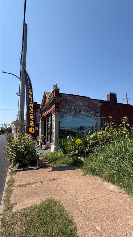Carondelet Neighborhood - Commercial Sale