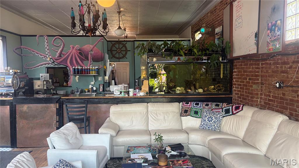 Carondelet Neighborhood - Commercial Sale