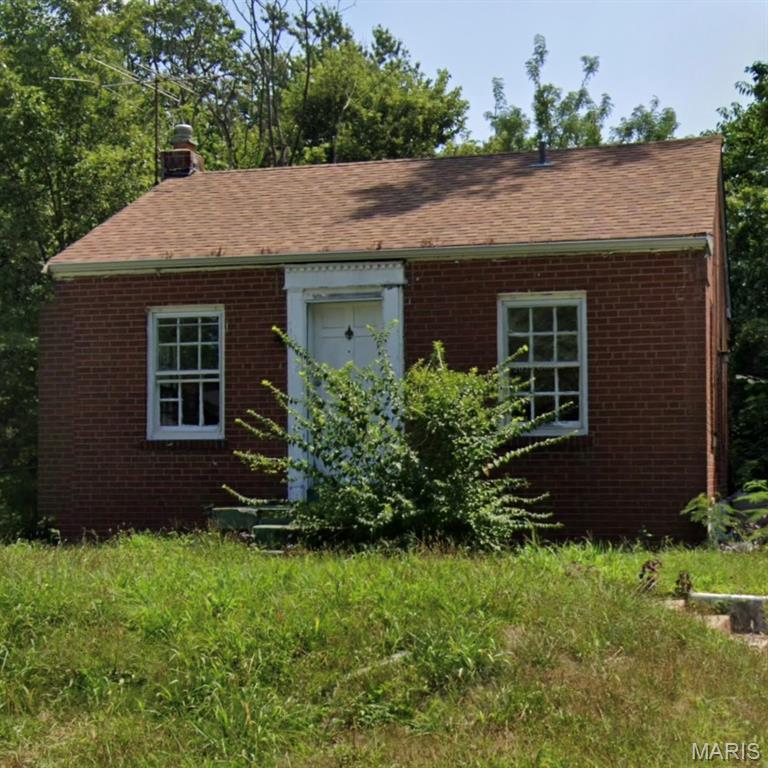 Great, rehab opportunity! Contact your agent today!