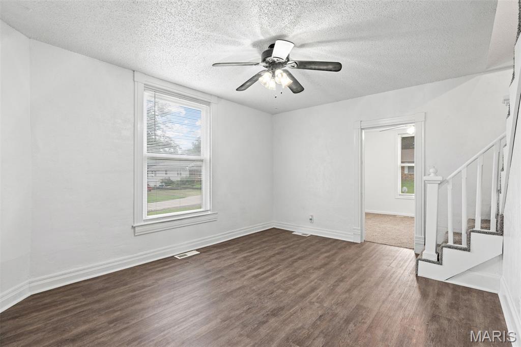 Laurie Ann - Residential