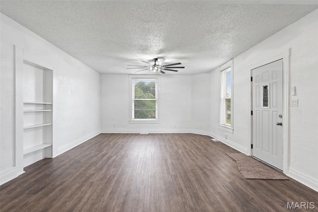 Laurie Ann - Residential
