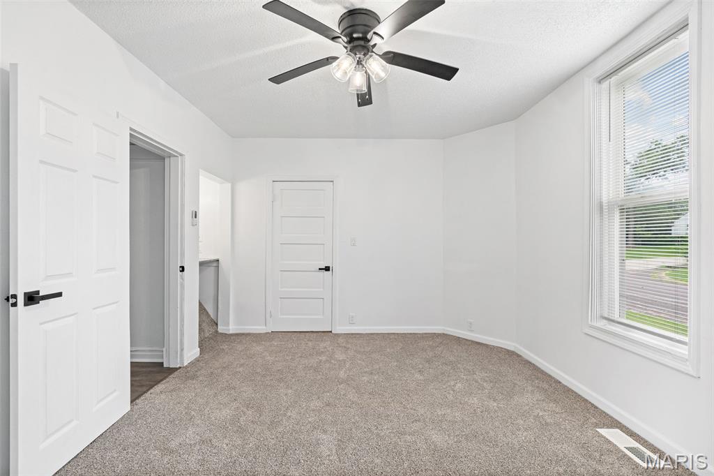 Laurie Ann - Residential