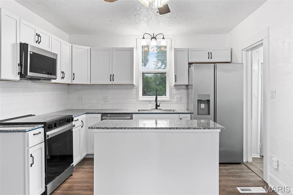 Laurie Ann - Residential