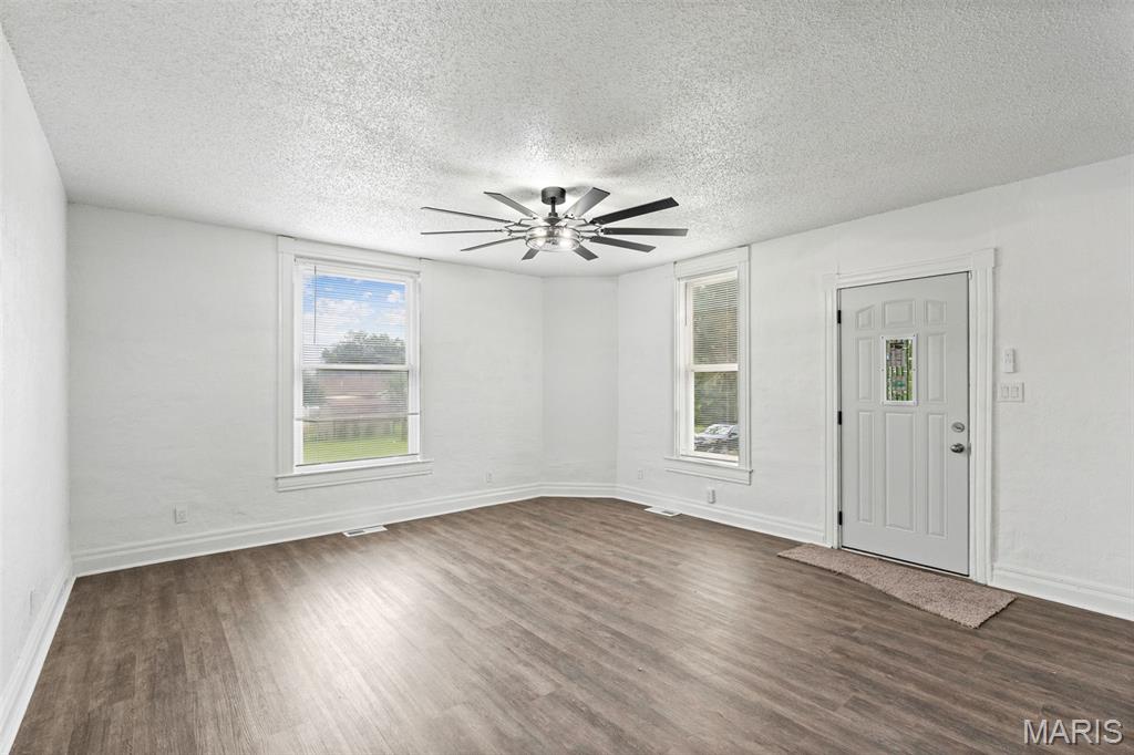 Laurie Ann - Residential