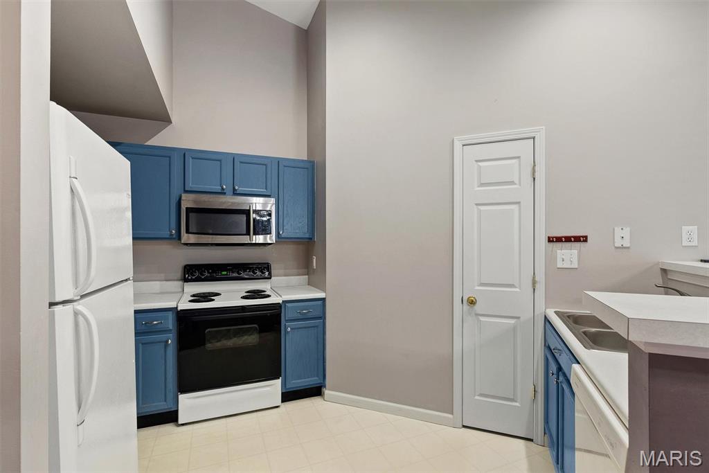 Homefield Gardens Condo Bldg E - Residential Lease