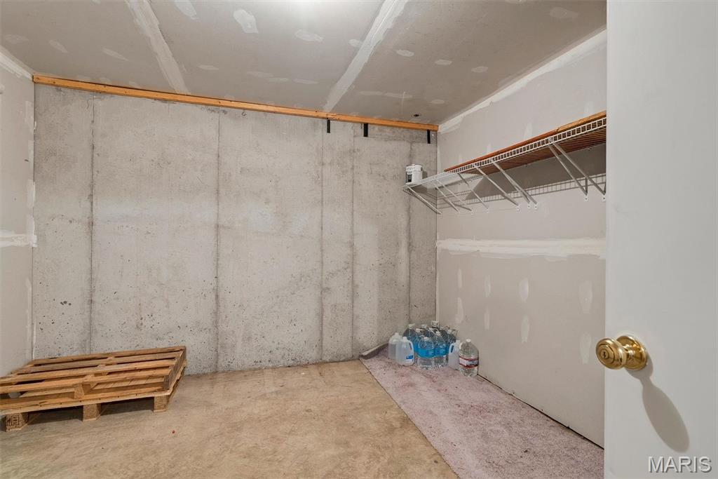 Homefield Gardens Condo Bldg E - Residential Lease