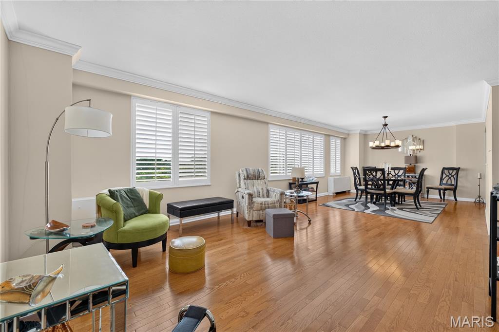 Hanley Towers Apts Condo - Residential