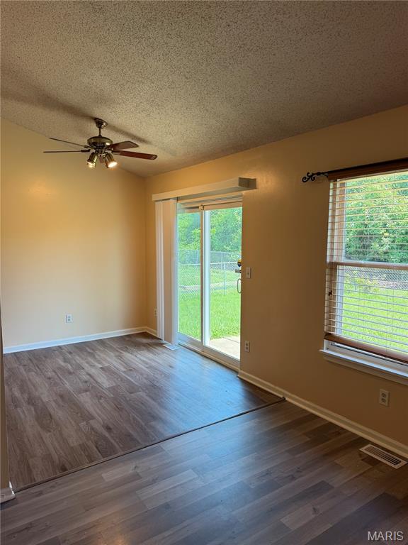 Boardwalk 6 Sec Of Mayer Wedgwood - Residential Lease