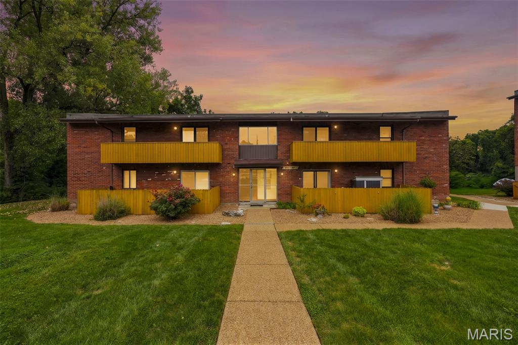 Rustic View Condo Bldg G Unit - Residential