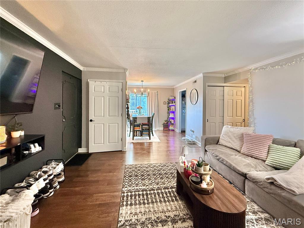 Chateau De Ville Condo Sec - Residential