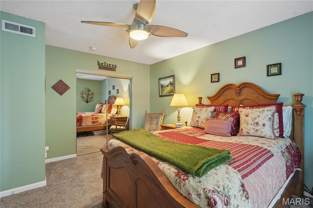 Brentwood Forest Condo - Residential