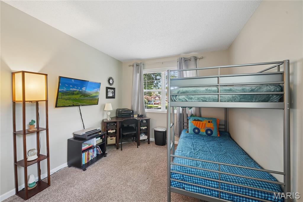 Brentwood Forest Condo - Residential
