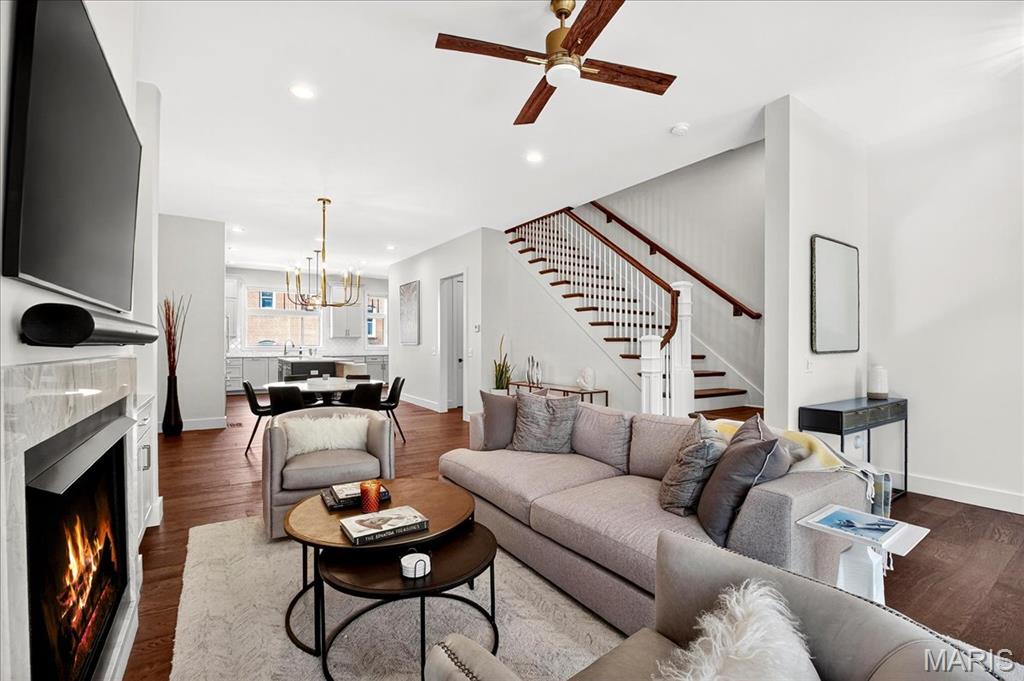 Alamo Townhme - Residential