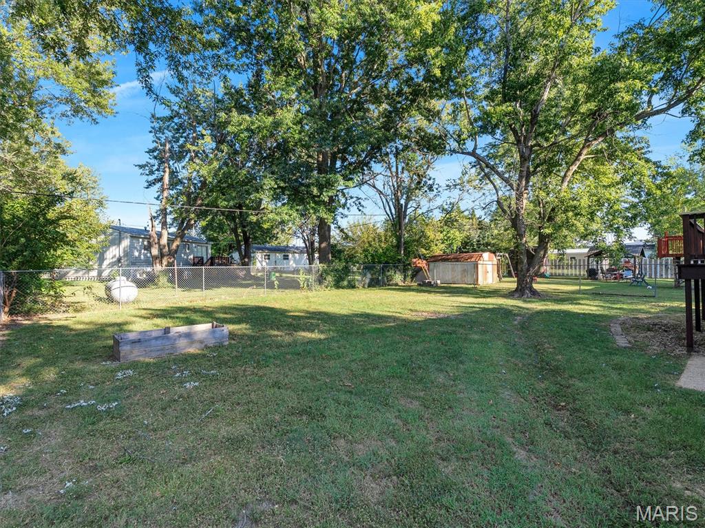 Lake Mdws - Residential
