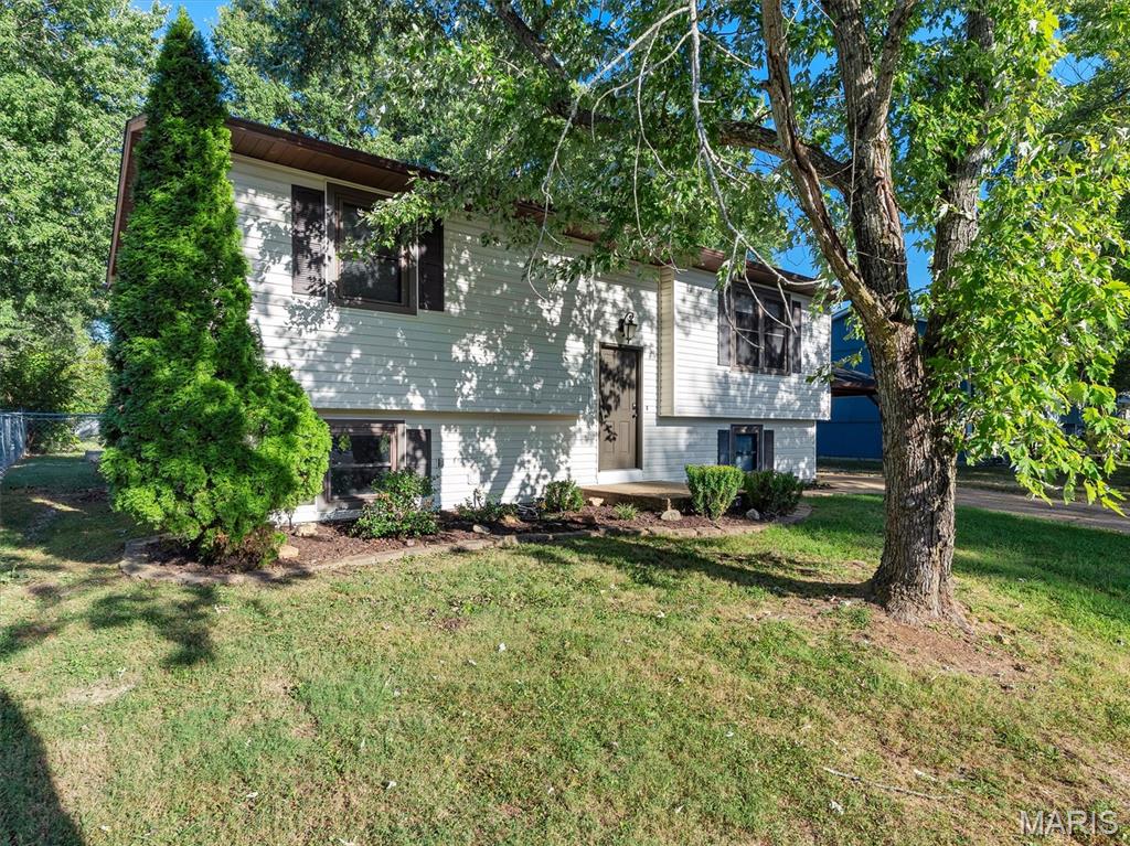 Lake Mdws - Residential