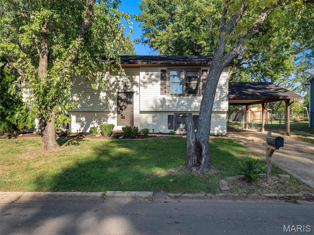Lake Mdws - Residential