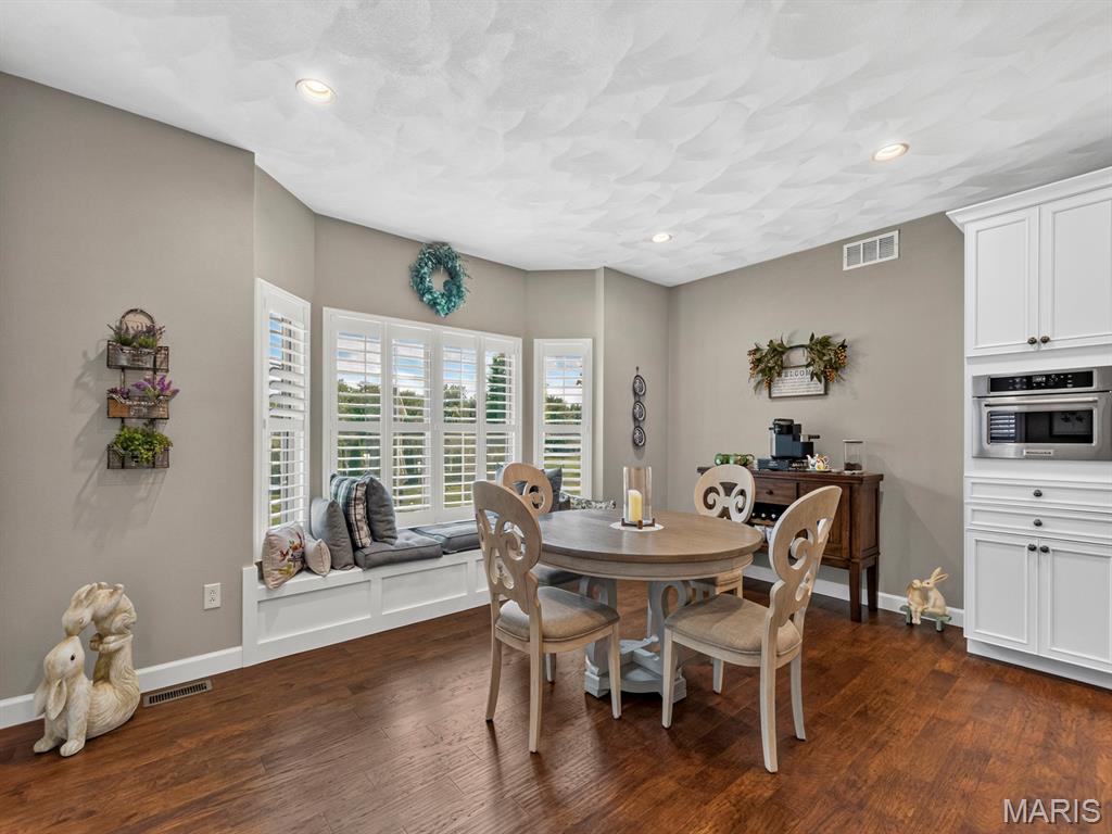 Vills/Ravenel Ph 2 - Residential