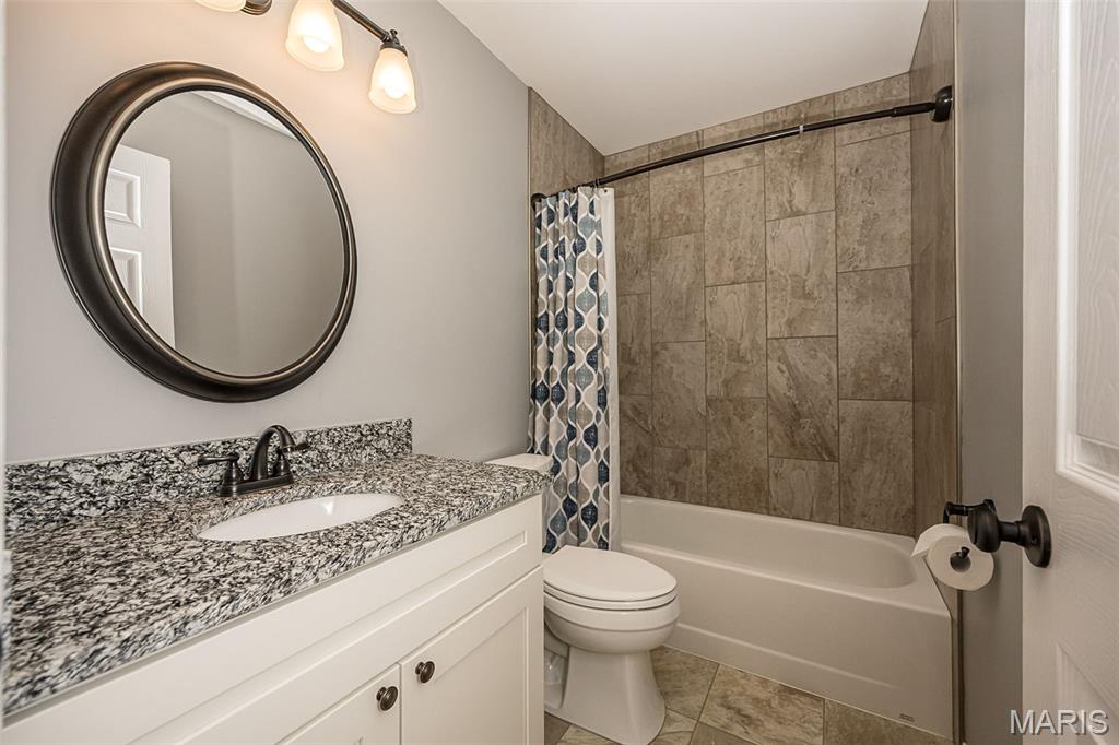 Autumn Lakes Eight Condo Thir - Residential