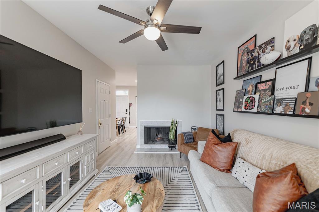 Hampshire Square Condo - Residential