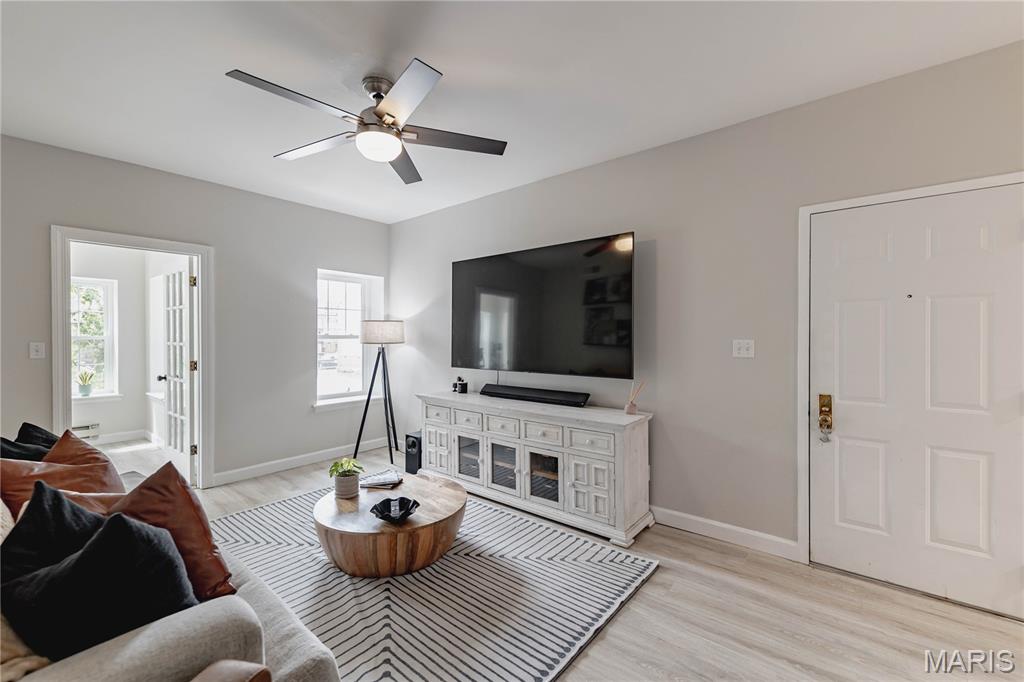 Hampshire Square Condo - Residential
