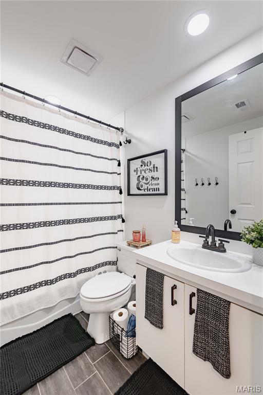 Hampshire Square Condo - Residential