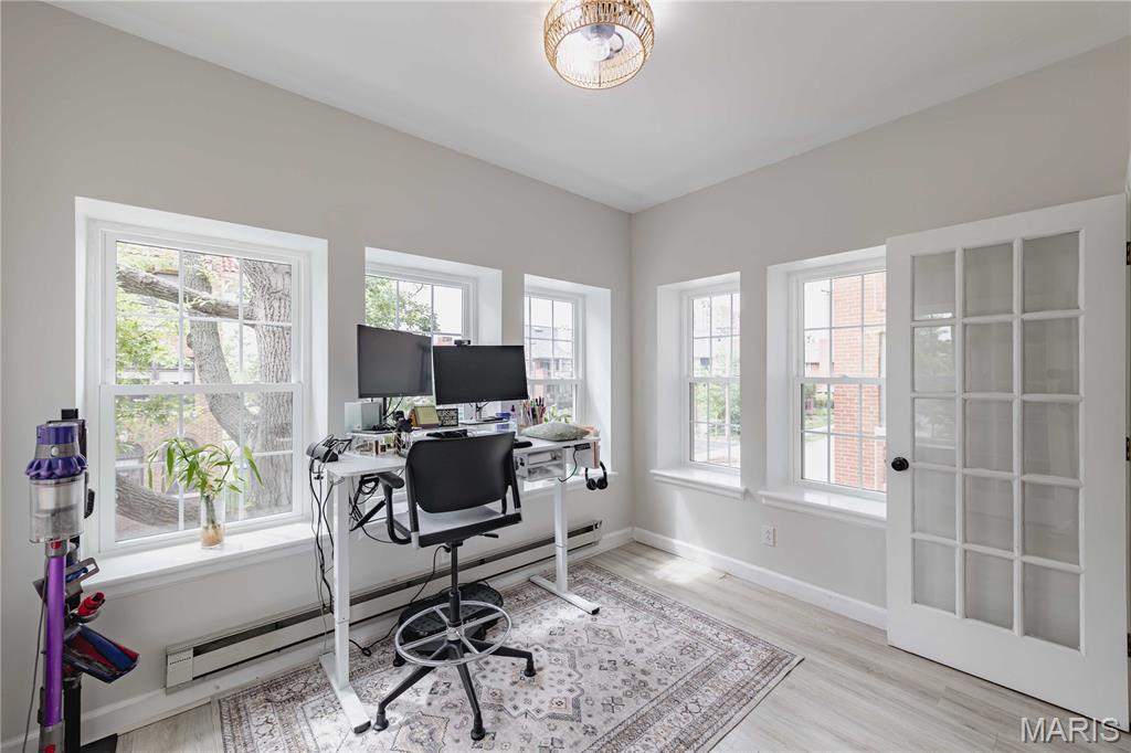 Hampshire Square Condo - Residential
