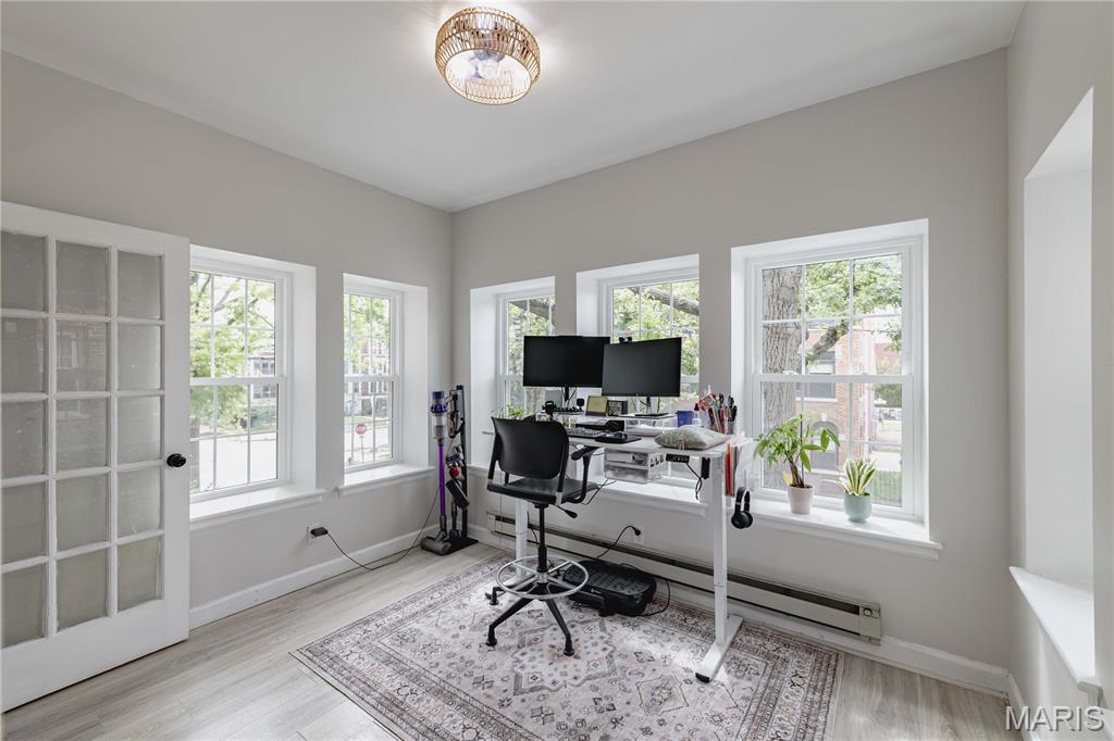 Hampshire Square Condo - Residential