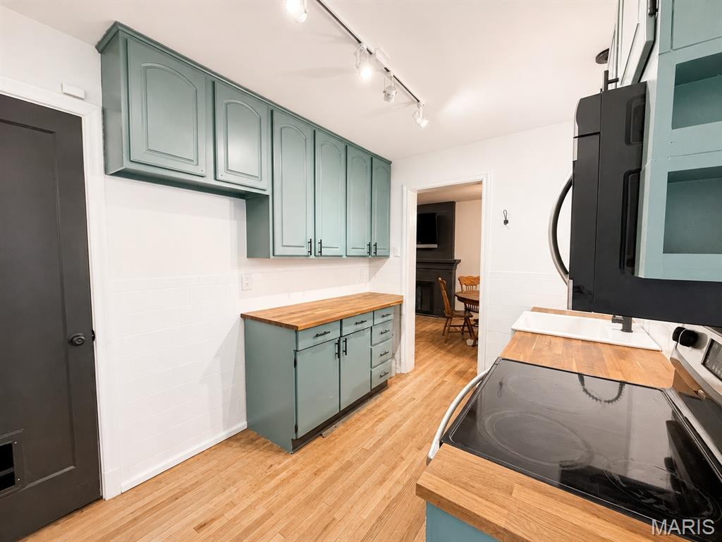 Phil E Green Sub - Residential