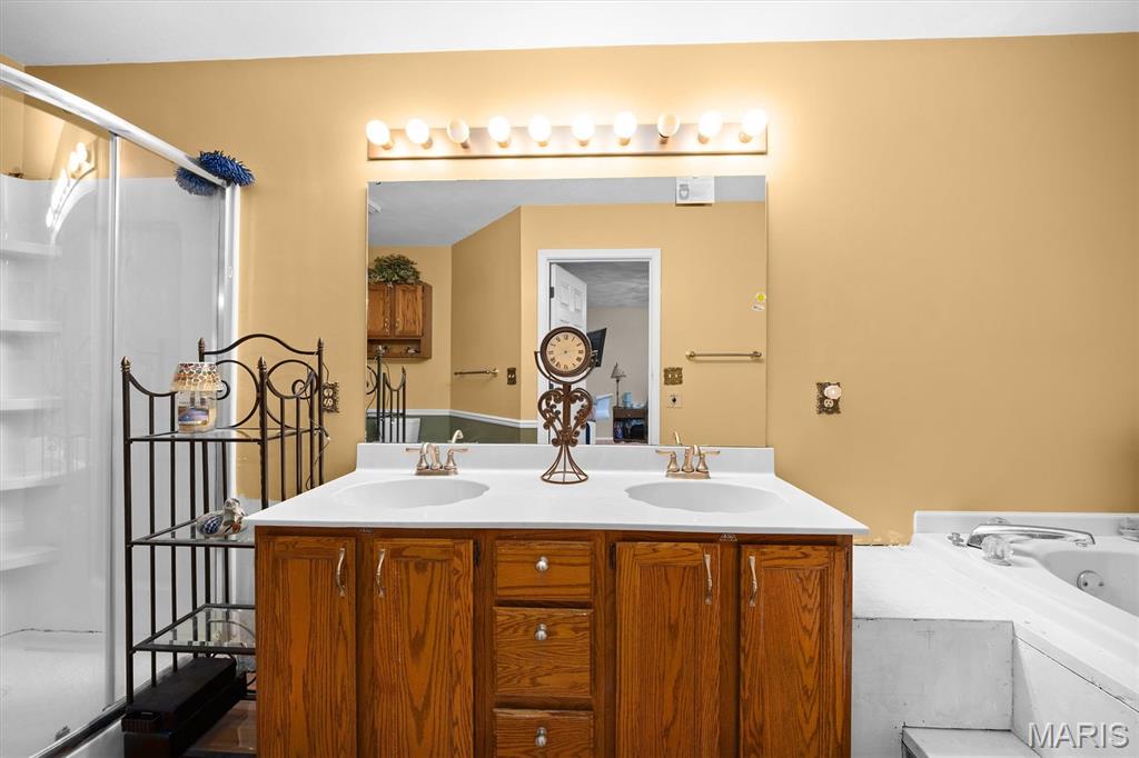 Chateau Estates - Residential