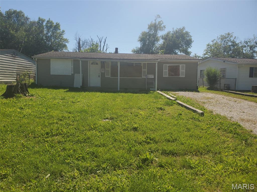 BUYER FINANCING FELL THRU; NO FAULT OF SELLERS; BACK ON MARKET!!  TITLE COMMITMENT ALREADY CLEARED!!! Welcome Home! Home has fresh paint throughout. Huge backyard. Home is 1,201 SF, 4 bedrooms; 2 baths; living room; eat in kitchen; laundry room, huge fenced back yard and plenty of space; cul de sac. Property being Sold AS-IS, WHERE-IS. Seller to make no further repairs, credits nor provide City Occupancy.