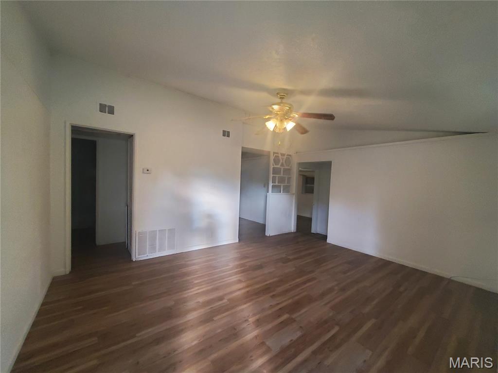 DE PAUL GARDENS 3RDADD - Residential