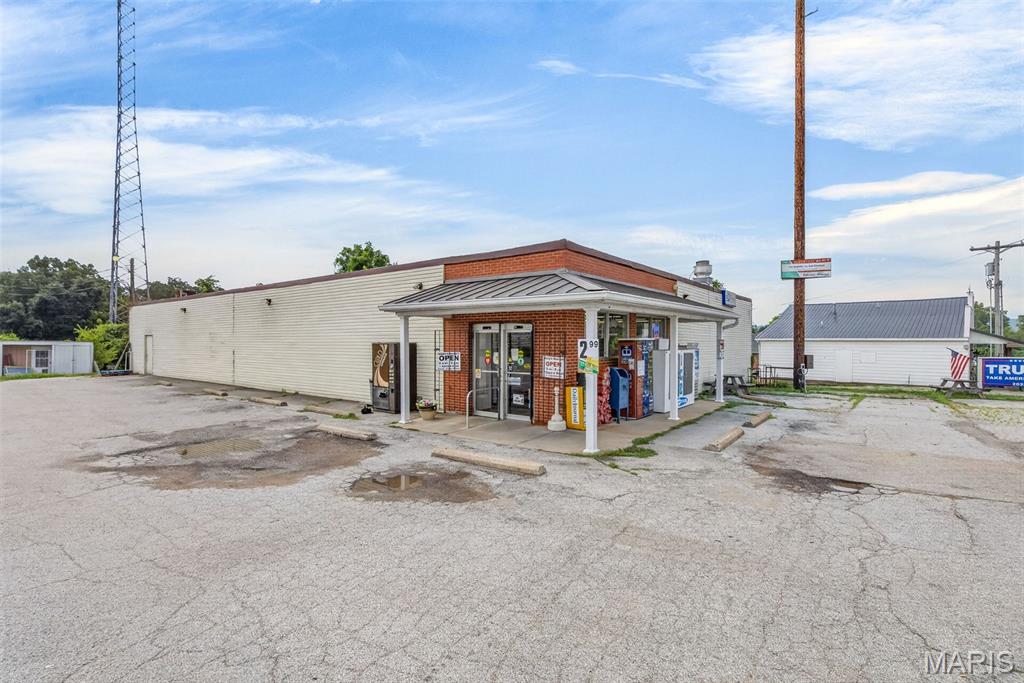 na - Commercial Sale