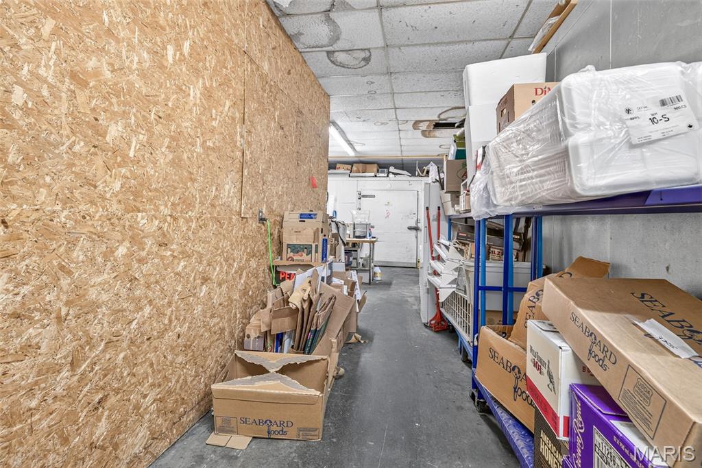 na - Commercial Sale